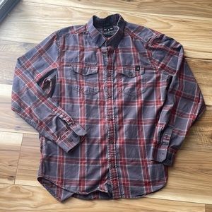 M’s long sleeve button down Black Diamond Benchmark plaid shirt- size large